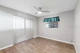5318 17th St W, Bradenton, FL 34207 - Photo 8
