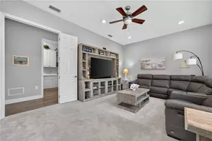 8276 Larkspur Cir, Sarasota, FL 34241 - Photo 16