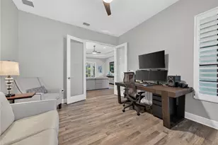 8276 Larkspur Cir, Sarasota, FL 34241 - Photo 14