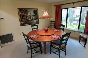 6402 Meadowlark Ln, Bradenton, FL 34210 - Photo 10