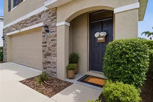 3262 Hilltop Cir, Bradenton, FL 34211 - Photo 2
