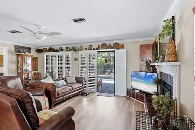3828 Easton Street, Sarasota, FL 34238 - Photo 10