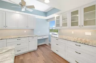 1750 Benjamin Franklin Dr, Sarasota, FL 34236 - Photo 12