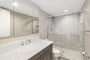 1750 Benjamin Franklin Dr, Sarasota, FL 34236 - Photo 34