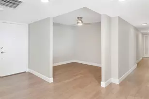 1750 Benjamin Franklin Dr, Sarasota, FL 34236 - Photo 20