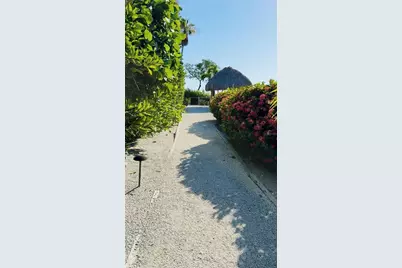 848 Evergreen Way, Longboat Key, FL 34228 - Photo 52