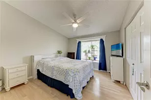 2226 Lockwood Meadows Dr, Sarasota, FL 34234 - Photo 18