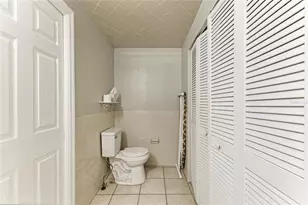 2226 Lockwood Meadows Dr, Sarasota, FL 34234 - Photo 30