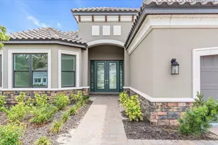10176 Silent Night Ln, Sarasota, FL 34241 - Photo 2