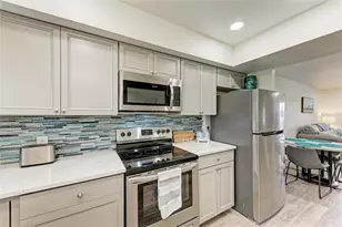 6470 Hollywood Blvd, Sarasota, FL 34231 - Photo 14