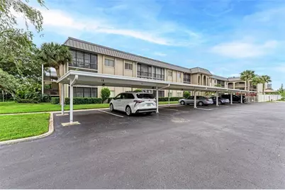 6470 Hollywood Boulevard #307, Sarasota, FL 34231 - Photo 4