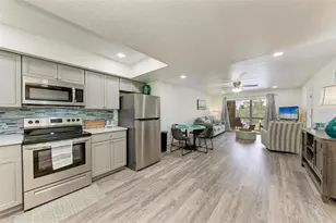 6470 Hollywood Blvd, Sarasota, FL 34231 - Photo 10