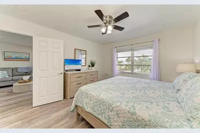 6470 Hollywood Boulevard #307, Sarasota, FL 34231 - Photo 22