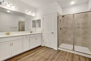 4020 Via Sienna Cir, Sarasota, FL 34243 - Photo 28