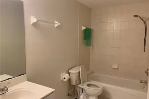 1875 Vamo Dr, Sarasota, FL 34231 - Photo 22