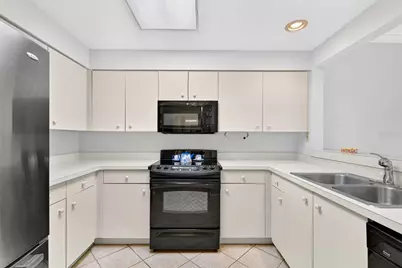 3731 Sarasota Square Boulevard #205D, Sarasota, FL 34238 - Photo 10