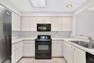 3731 Sarasota Square Blvd, Sarasota, FL 34238 - Photo 10