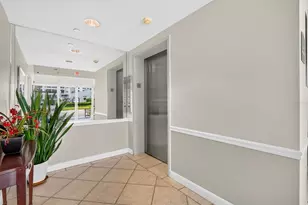 3731 Sarasota Square Blvd, Sarasota, FL 34238 - Photo 4