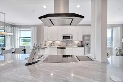 5815 Wake Forest Run #103, Lakewood Ranch, FL 34211 - Photo 8