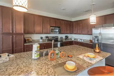 17108 Vardon Terrace #401, Bradenton, FL 34211 - Photo 8