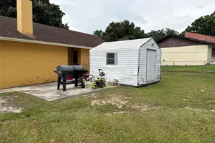 7023 Fox Chase Dr, Lakeland, FL 33810 - Photo 4