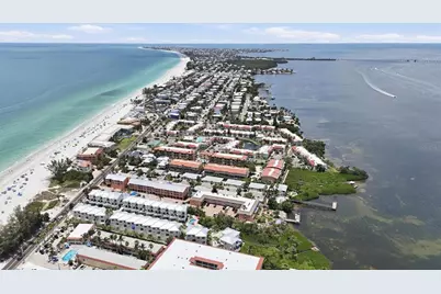 1801 Gulf Drive N #277, Bradenton Beach, FL 34217 - Photo 8