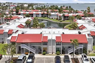 1801 Gulf Dr N, Bradenton Beach, FL 34217 - Photo 14