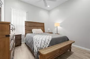 4510 50th Dr W, Bradenton, FL 34210 - Photo 10
