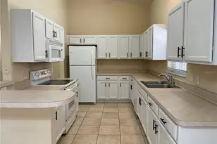 4060 Calatrava Ave, North Port, FL 34286 - Photo 4