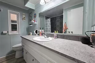 5619 Bayshore Rd, Palmetto, FL 34221 - Photo 24
