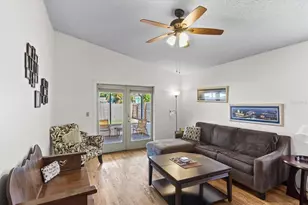 1219 Mackeral Ave, Sarasota, FL 34237 - Photo 10