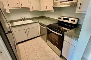 2901 26th St W, Bradenton, FL 34205 - Photo 6