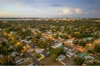 1611 27th Street W, Bradenton, FL 34205 - Photo 32