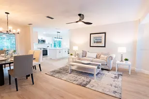 1115 Southern Pine Ln, Sarasota, FL 34243 - Photo 4