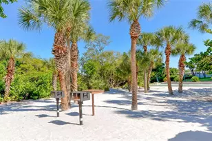 208 Hour Glass Way, Sarasota, FL 34242 - Photo 52
