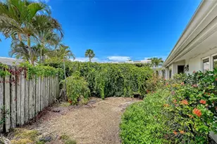 208 Hour Glass Way, Sarasota, FL 34242 - Photo 28