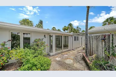 208 Hourglass Way #V11, Sarasota, FL 34242 - Photo 26