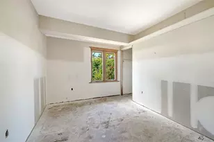 208 Hour Glass Way, Sarasota, FL 34242 - Photo 22