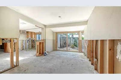 208 Hourglass Way #V11, Sarasota, FL 34242 - Photo 10