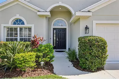 4907 58th Terrace E, Bradenton, FL 34203 - Photo 2