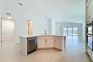 255 Monet Trl, Bradenton, FL 34212 - Photo 10
