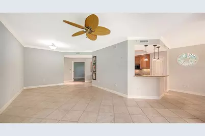 5211 Parisienne Place #101B27, Sarasota, FL 34238 - Photo 8