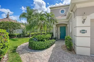 5211 Parisienne Pl, Sarasota, FL 34238 - Photo 2