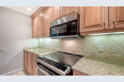 5211 Parisienne Place #101B27, Sarasota, FL 34238 - Photo 16