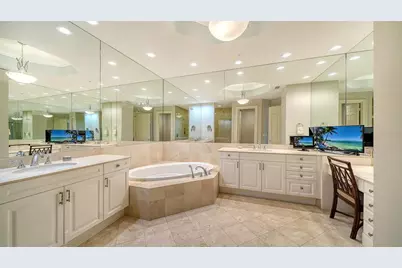 1300 Benjamin Franklin Drive #1205 & 1206, Sarasota, FL 34236 - Photo 26
