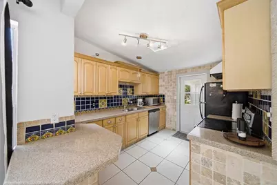 2316 Holyoke Avenue, Bradenton, FL 34207 - Photo 8