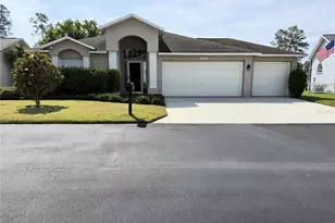 10542 Magrath Ln, New Port Richey, FL 34654 - Photo 1