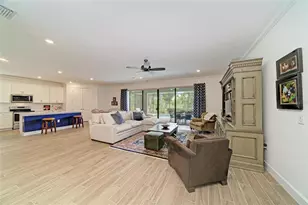 16341 Hidden Oak Loop, Lakewood Ranch, FL 34211 - Photo 10
