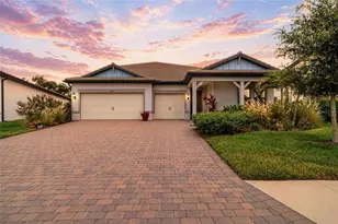 16341 Hidden Oak Loop, Lakewood Ranch, FL 34211 - Photo 2