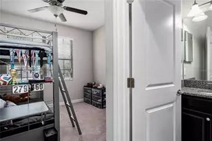 10009 Celtic Ash Dr, Ruskin, FL 33573 - Photo 28